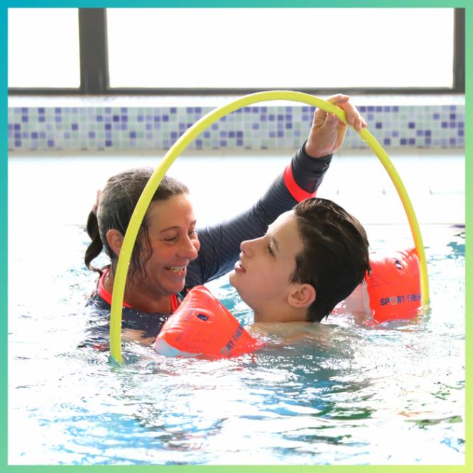 Schwimmen im Therapiebecken